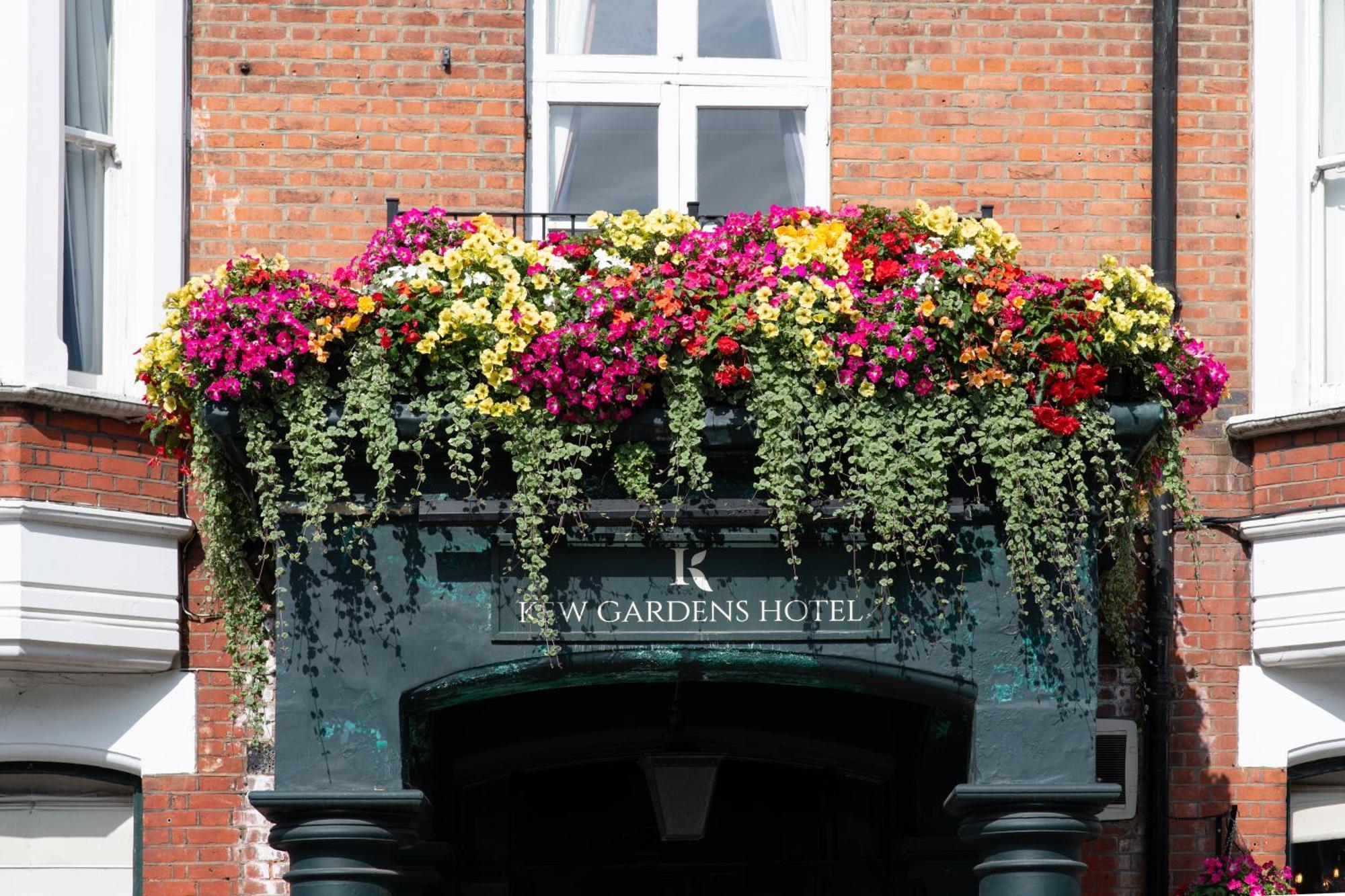 Kew Gardens Hotel Экстерьер фото